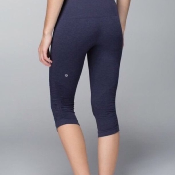 lululemon athletica Pants - LuluLemon | In The Flow Crop